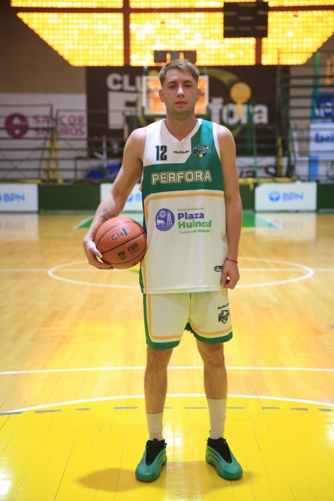 CLÁSICO Y CLASIFICACIÓN EN JUEGO: PÉRFORA BUSCA CERRAR LA SERIE ANTE PETROLERO