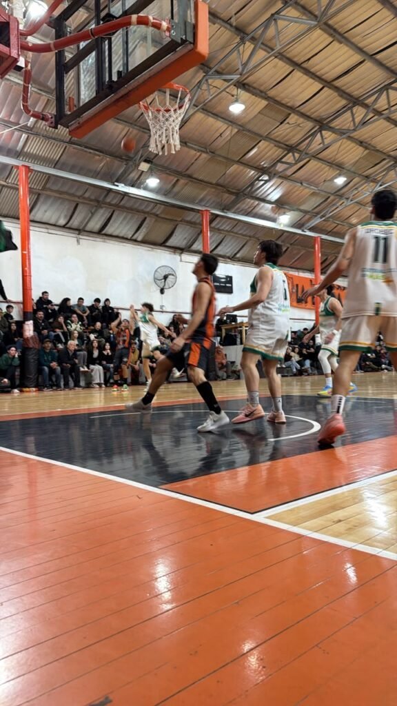 PERFORA GOLPEÓ PRIMERO Y QUEDÓ A UN PASO DE LA CLASIFICACIÓN 