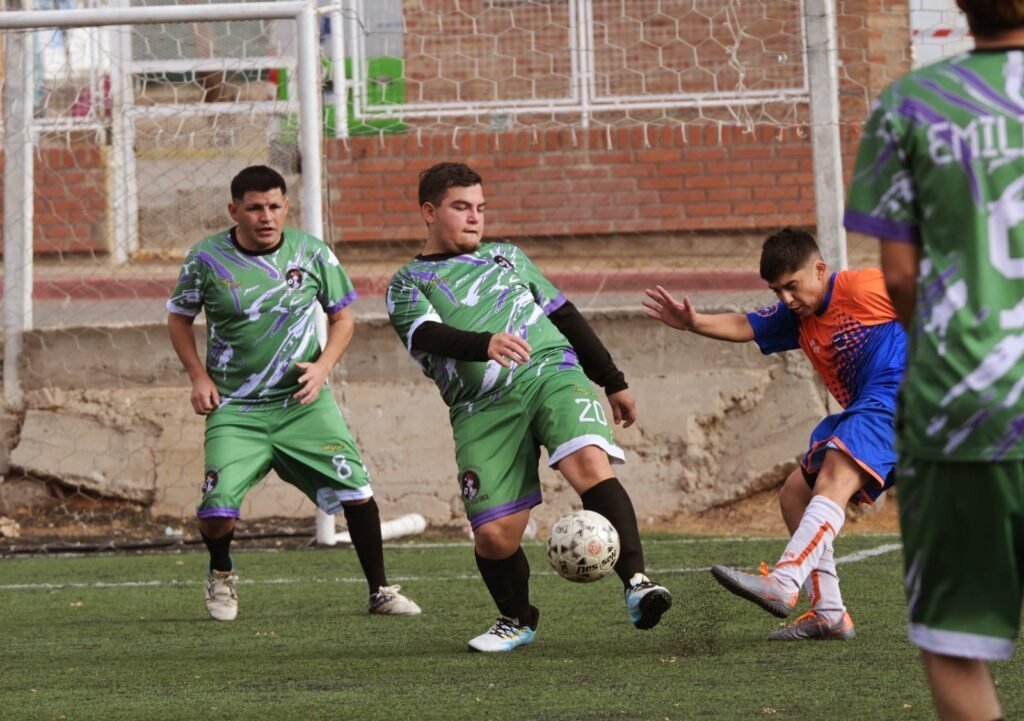 PLAZA HUINCUL FUE SEDE DE UNA NUEVA EDICIÓN DEL TORNEO PATAGÓNICO DE DEPORTE ADAPTADO