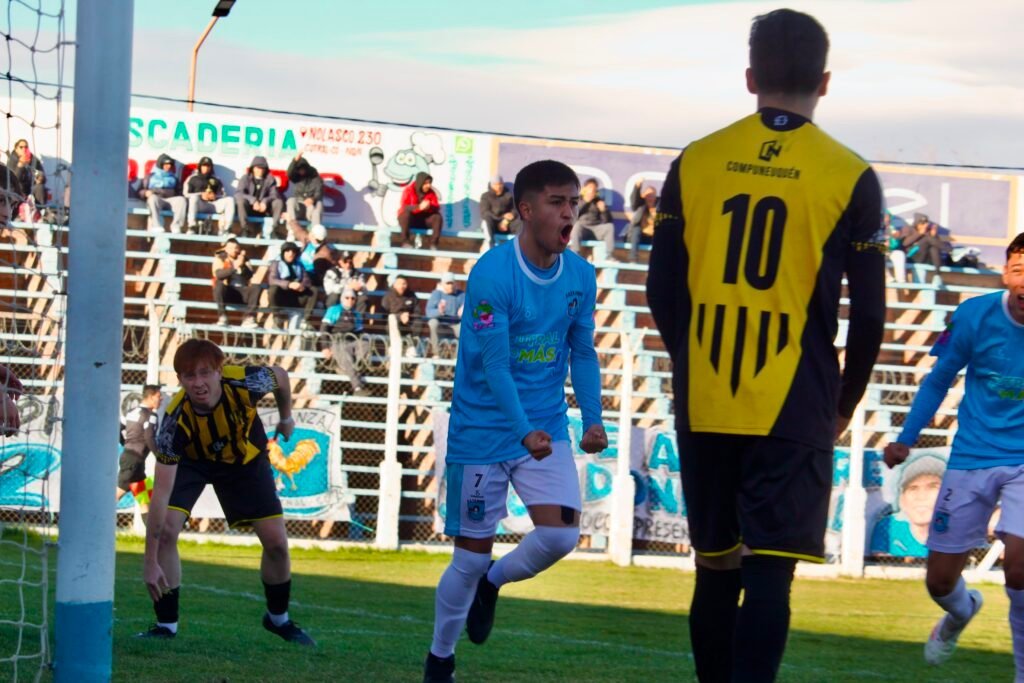 ALIANZA GOLEÓ DE LOCAL Y ESTIRÓ DIFERENCIAS EN LA CIMA