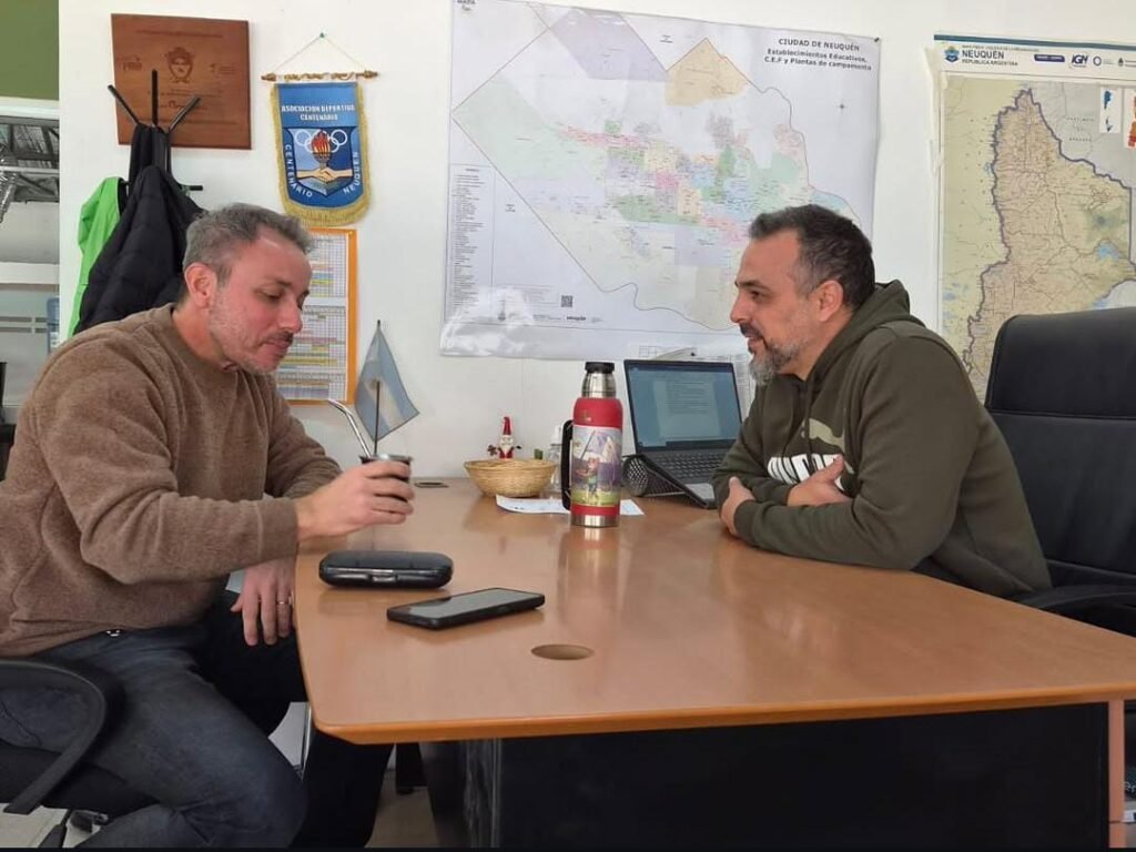 DEPORTES DE PLAZA HUINCUL Y PROVINCIA AVANZAN EN UNA AGENDA DE TRABAJO CONJUNTA