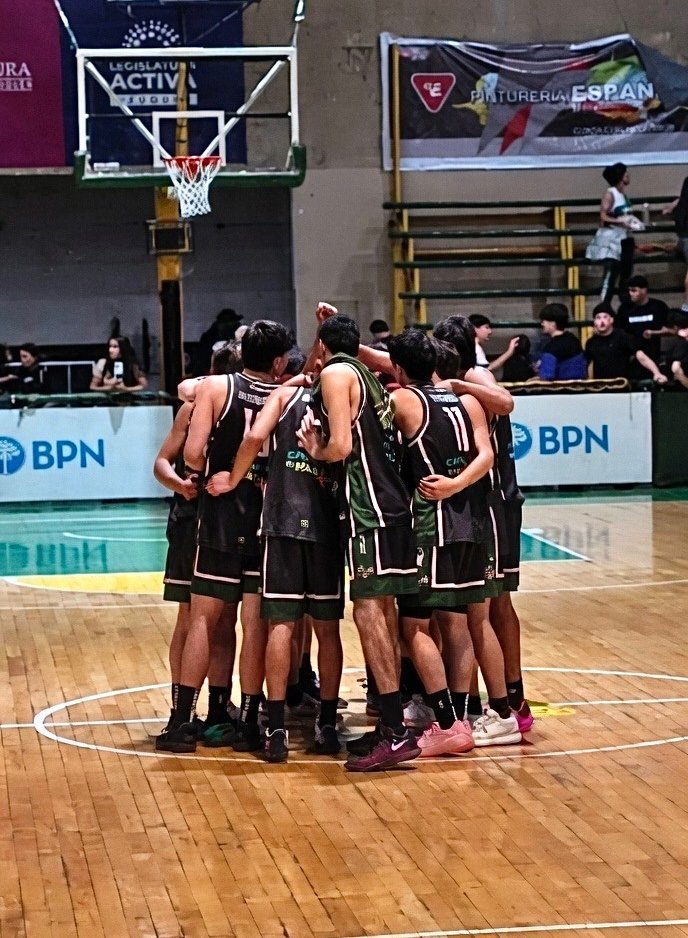 PERFORA SIGUE INVICTO Y VENCIÓ A ATLÉTICO REGINA EN CASA