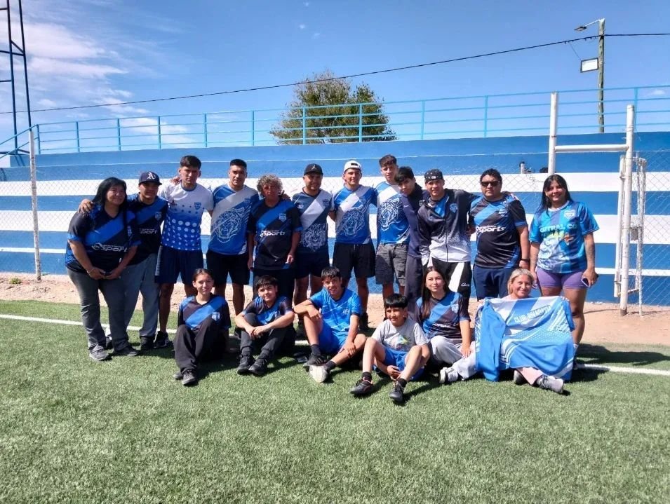EL CLUB RIVADAVIA RECIBIÓ UN APORTE ECONÓMICO DEL MUNICIPIO DE CUTRAL CO