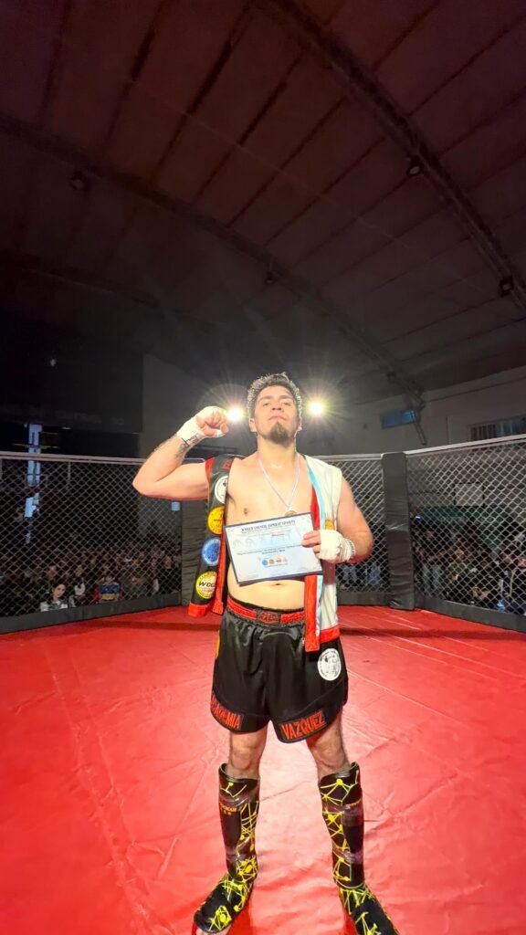 EXITOSO EVENTO INTERNACIONAL DE KICKBOXING EN CUTRAL CO