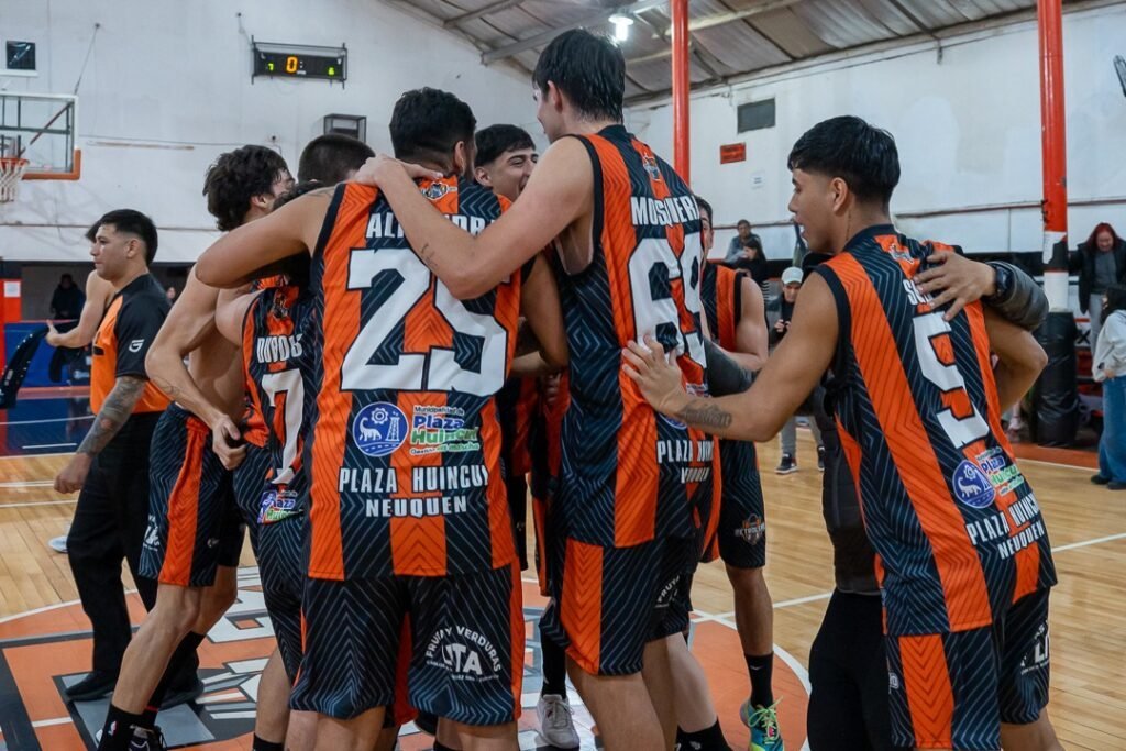 SE VIENE EL CLÁSICO ENTRE PETRO Y EL VERDE